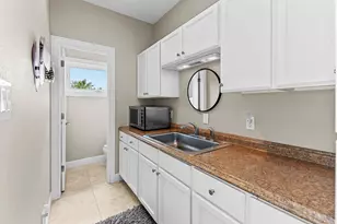 25300 Pedernales Point Dr, Spicewood, TX 78669 - Photo 18