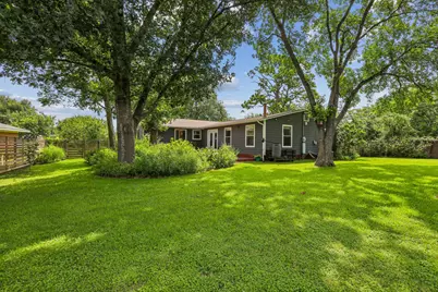 1114 W W 2nd Street, Elgin, TX 78621 - Photo 24