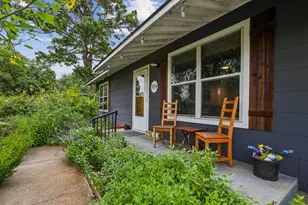 1114 W W 2nd St, Elgin, TX 78621 - Photo 4