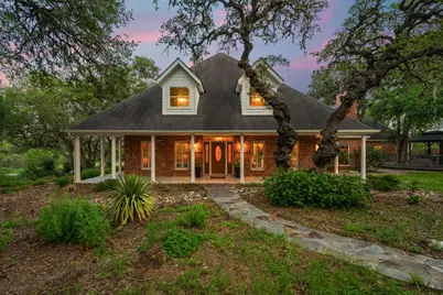 622 Thousand Oaks Loop, San Marcos, TX 78666 - Photo 2