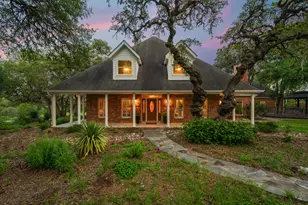 622 Thousand Oaks Loop, San Marcos, TX 78666 - Photo 2