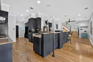 7807 Chimney Corners, Austin, TX 78731 - Photo 10
