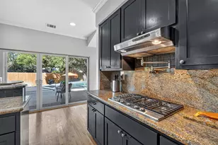 7807 Chimney Corners, Austin, TX 78731 - Photo 8