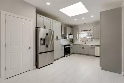 20702 Harding Cove, Jonestown, TX 78645 - Photo 14