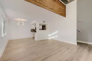 2124 Burton Dr, Austin, TX 78741 - Photo 4