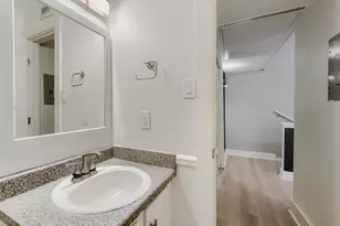 2124 Burton Dr, Austin, TX 78741 - Photo 14