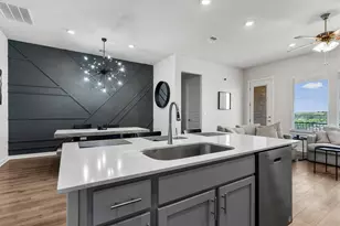 308 Barton Run Dr, Georgetown, TX 78628 - Photo 10