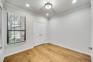 4209 John's Light Dr, Austin, TX 78727 - Photo 10