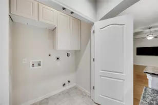 4209 John's Light Dr, Austin, TX 78727 - Photo 18