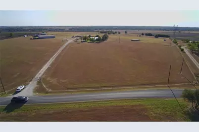 1351 Cr 320, Granger, TX 76530 - Photo 4