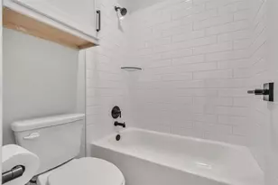 1808 Holly St, Austin, TX 78702 - Photo 32