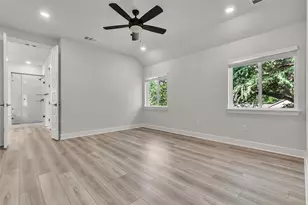 1808 Holly St, Austin, TX 78702 - Photo 22