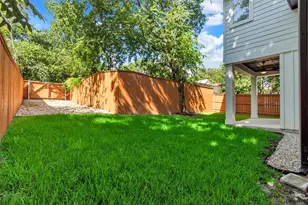 1808 Holly St, Austin, TX 78702 - Photo 36