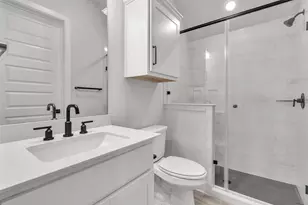 1808 Holly St, Austin, TX 78702 - Photo 10