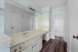 11809 Eubank Dr, Austin, TX 78758 - Photo 18
