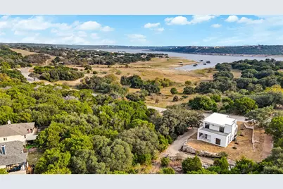 21002 Highland Lake Drive, Lago Vista, TX 78645 - Photo 6