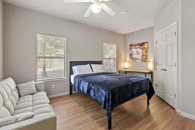 2515 Pearl #102, Austin, TX 78705 - Photo 8