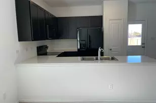 428 Bass Dr, Bastrop, TX 78602 - Photo 6