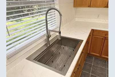 6400 La Carman Lane, Austin, TX 78749 - Photo 8