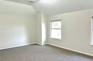 6400 La Carman Ln, Austin, TX 78749 - Photo 12