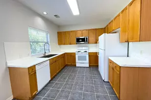 6400 La Carman Ln, Austin, TX 78749 - Photo 6