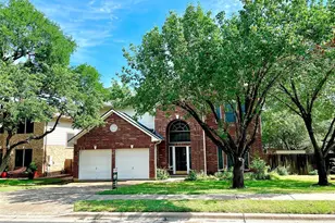 6400 La Carman Ln, Austin, TX 78749 - Photo 2