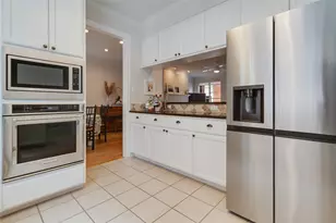 4010 Long Champ Dr, Austin, TX 78746 - Photo 8