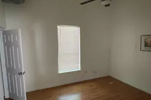 208 Medina St, Austin, TX 78702 - Photo 6