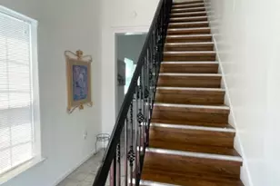 208 Medina St, Austin, TX 78702 - Photo 4