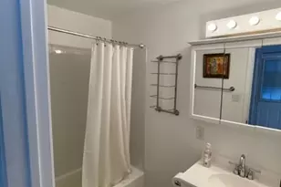 208 Medina St, Austin, TX 78702 - Photo 10