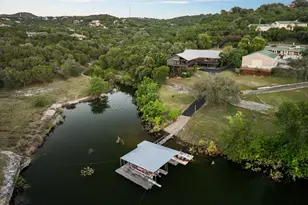 21106 Lakeshore Dr, Lago Vista, TX 78645 - Photo 2