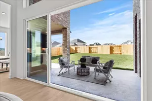 530 Diamondleaf Dr, Buda, TX 78610 - Photo 24