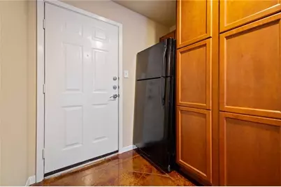 301 W 38th Street #103, Austin, TX 78705 - Photo 8