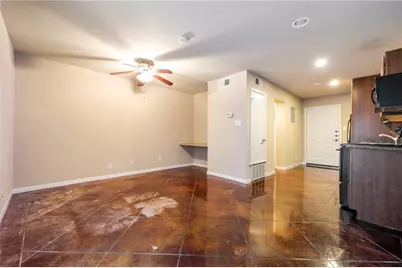 301 W 38th Street #103, Austin, TX 78705 - Photo 10