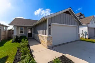 8209 McKamy Dr, Austin, TX 78744 - Photo 2