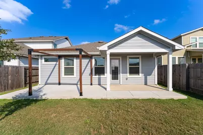 8209 McKamy Drive, Austin, TX 78744 - Photo 6
