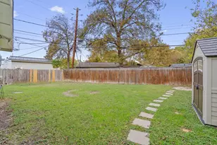 1228 Broadmoor Dr, Austin, TX 78723 - Photo 28