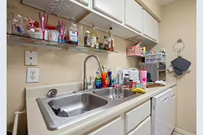 501 W 26th Street #304, Austin, TX 78705 - Photo 4