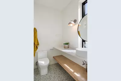 2112 Lawnmont Avenue, Austin, TX 78756 - Photo 26