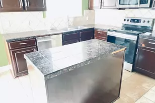 109 E Wheeler Street S, Manor, TX 78653 - Photo 4