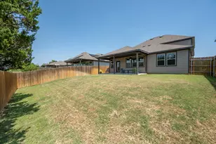 621 Limestone Rd, Liberty Hill, TX 78642 - Photo 28