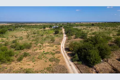 200 County Road 305 Road, Jarrell, TX 76537 - Photo 10