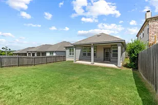 7805 Peccary Dr, Austin, TX 78744 - Photo 24