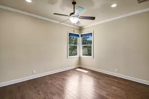 1402 Barclay Dr, Austin, TX 78746 - Photo 28