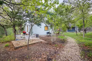 112 Boulder Ln, Manor, TX 78653 - Photo 32