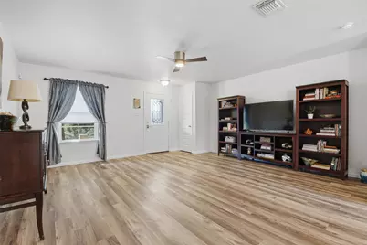 2106 Stonehaven, San Marcos, TX 78666 - Photo 6