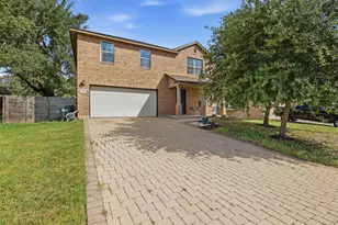 2106 Stonehaven, San Marcos, TX 78666 - Photo 1