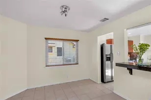 8904 Bridgewood Trail NW, Austin, TX 78729 - Photo 4