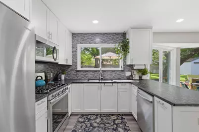 9202 Hunters Trace, Austin, TX 78758 - Photo 12