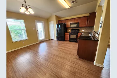 107 Lavaca Loop, Hutto, TX 78634 - Photo 6